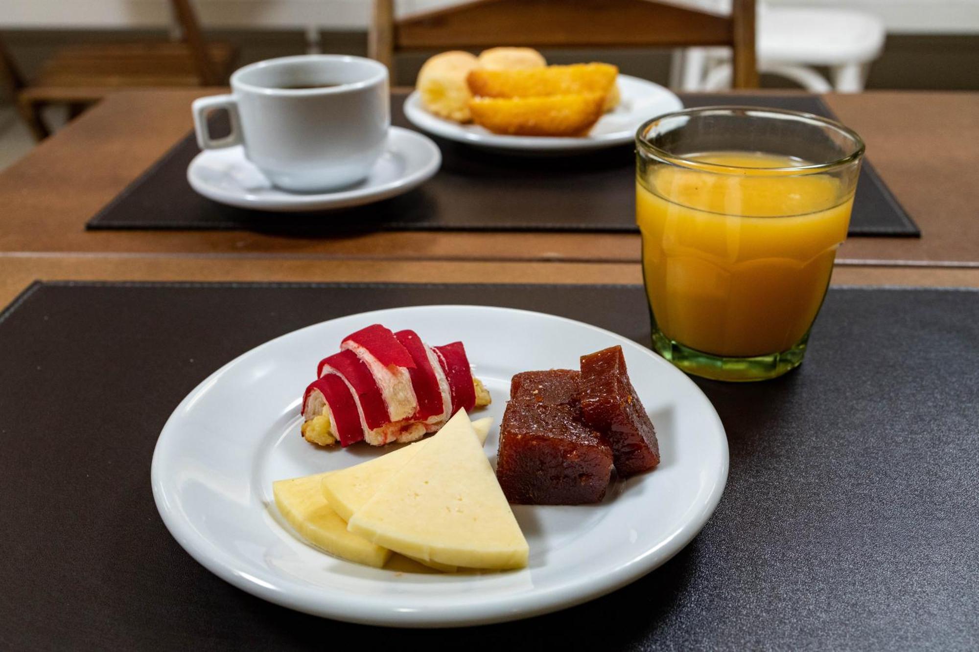 Nobile Inn Pampulha Бело Оризонти Екстериор снимка